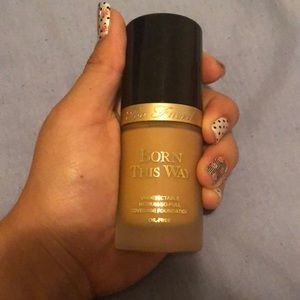 Too Faced Born This Way Foundation
